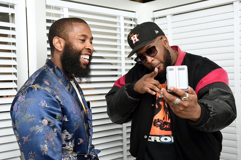 5 Influenseri na ekskluzivnom predstavljanju Samsung Galaxy Z Flip Thom Browne Edition telefona tokom Nedelje mode u Njujorku(Foto Ilya S. SavenokGetty Images for Samsung Electronics)